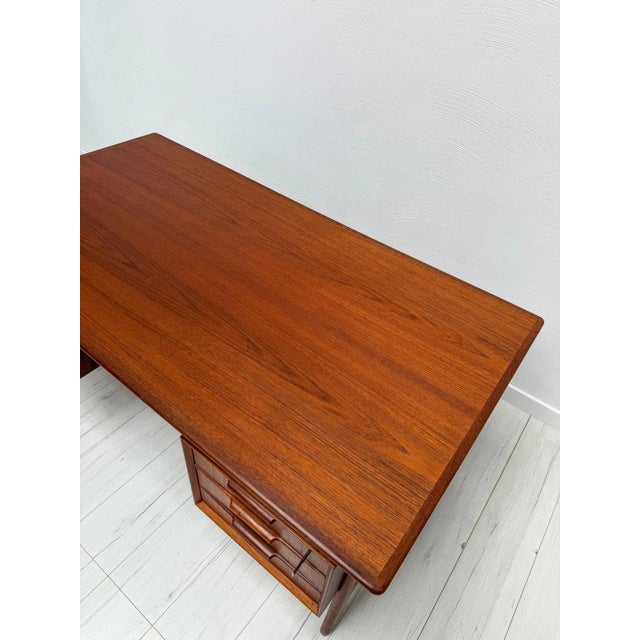 Vintage Danish Teak Model 75 Desk by Gunni Omann for Omann Jun, 1960s For Sale - Image 17 of 18