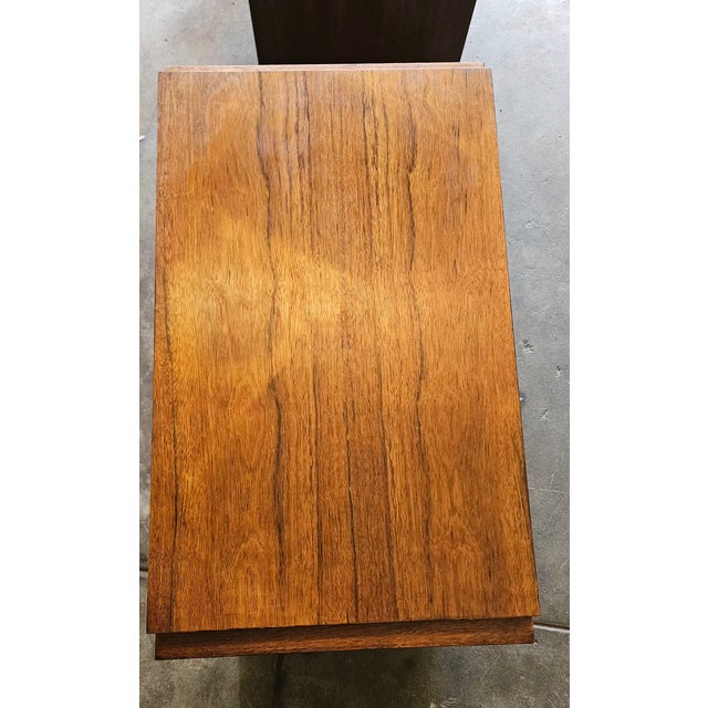 1960s Vintage Lane Altavista Staccato Walnut Nightstands – Pair For Sale - Image 5 of 18