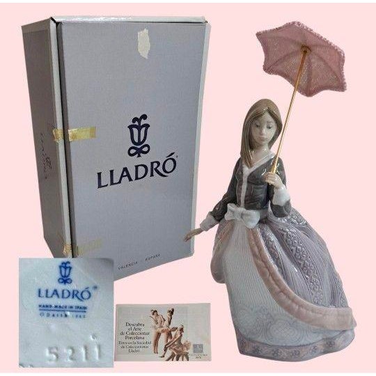 Victorian Lladro 5211 Angela W/Umbrella Porcelain Figurine Retired 1983 Mint W/Box Signed For Sale - Image 3 of 10