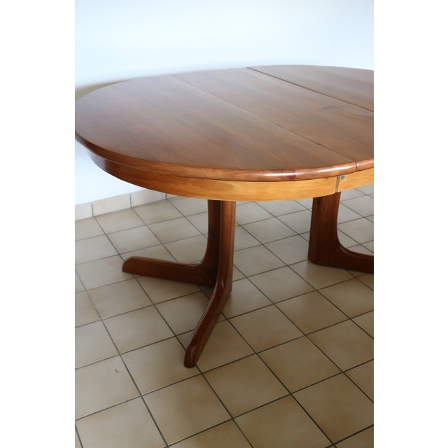 Extendable Round Table in Wood, 1970s For Sale - Image 15 of 17