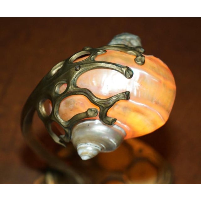Antique French Art Nouveau Brass and Shell Table Lamp by Louis Majorelle, 1900 For Sale - Image 3 of 18