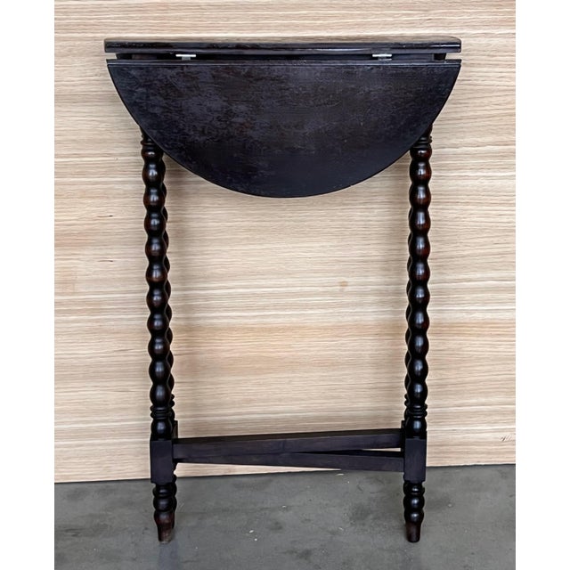 Round Folding Center Oak Table with Carved Top and Solomonic Legs, 1940s For Sale - Image 11 of 18