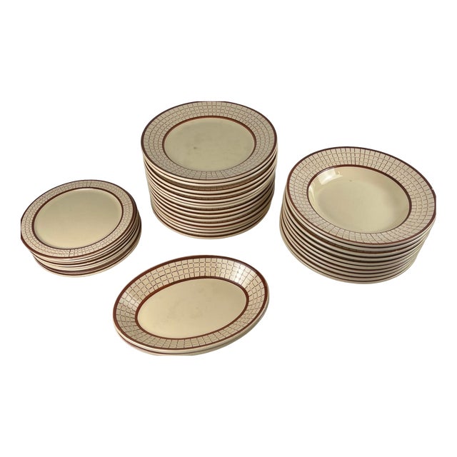 Model Colmar Service from Longchamp, 1950, Set of 35 For Sale