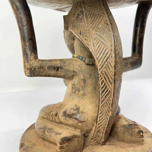 Early 20th Century Tabwa Figural Stool with Indigenous Repairs For Sale - Image 4 of 10