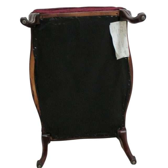 Maroon 1950s Hickory White French Country Carved Living Room Foot Stool Ottoman B For Sale - Image 8 of 10