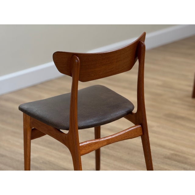 Elevate your dining space with this exquisite set of six authentic Danish Mid-Century Modern dining chairs, designed by...