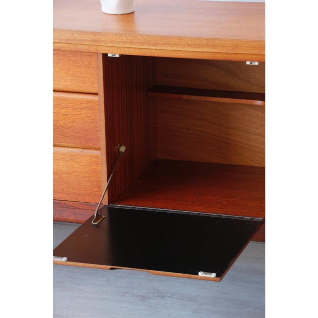 Vintage Teak Sideboard from Greaves & Thomas, 1960s For Sale - Image 14 of 18