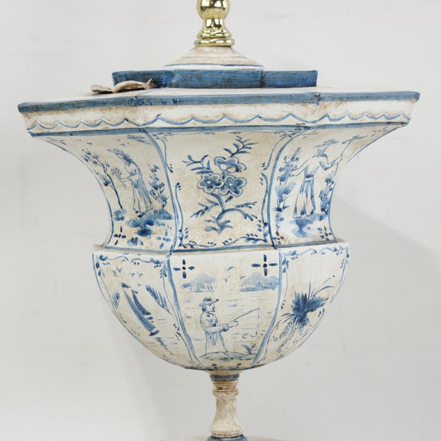 Pair of Vintage Hand-Painted Dutch Blue and White Tile-Style Metal Table Lamp - Octagonal Urn With Pastoral Scenes For Sale - Image 9 of 16