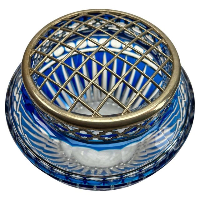 Cobalt Cut-to-Clear Crystal Pique Fleurs Vase with Grille from Val Saint Lambert, 1935 For Sale - Image 4 of 11