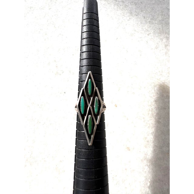 American Vintage Sterling Silver, Turquoise, and Black Diamond Shaped Ring For Sale - Image 3 of 4