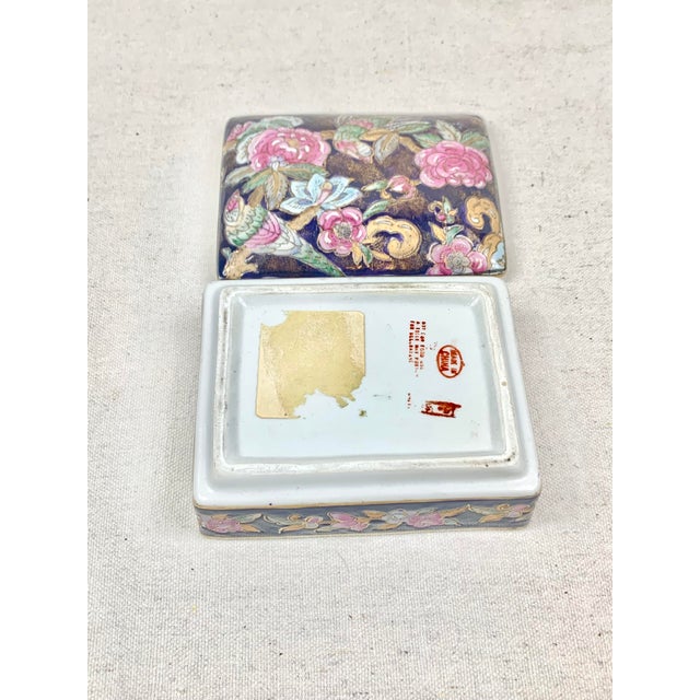 Vintage Floral Chinoiserie Ceramic Box For Sale - Image 9 of 11