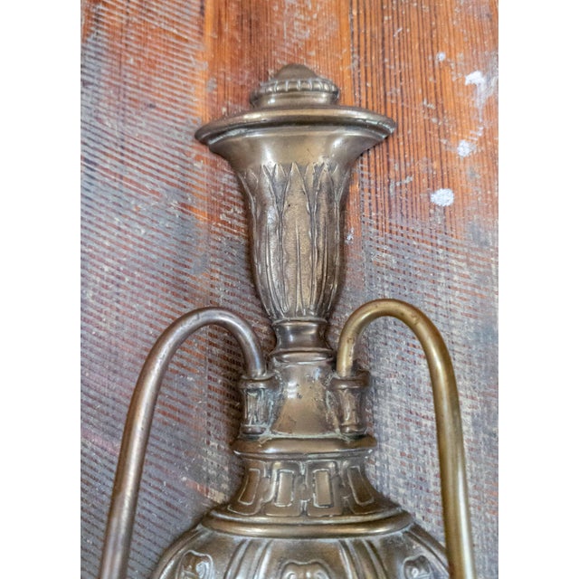 Metal 20th Century American Pair of Brass Wall Sconces in Georgian Adams Revival Style For Sale - Image 7 of 17