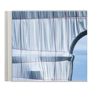 TASCHEN Books "Christo and Jeanne-Claude. L'Arc de Triomphe, Wrapped, Paris" Photography Collector's Edition For Sale