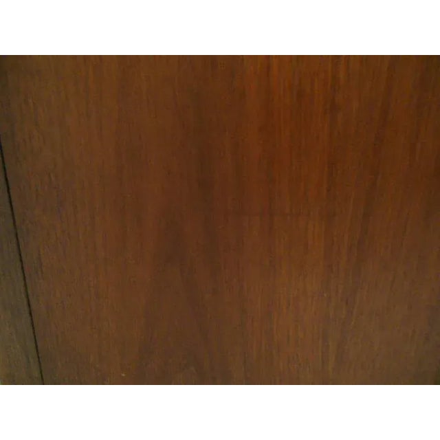 Mid-century Modern Walnut Highboy Dresser For Sale In New York - Image 6 of 8