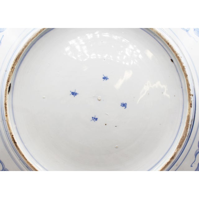 Imari Charger Featuring the Three Friends of Winter For Sale In Raleigh - Image 6 of 7