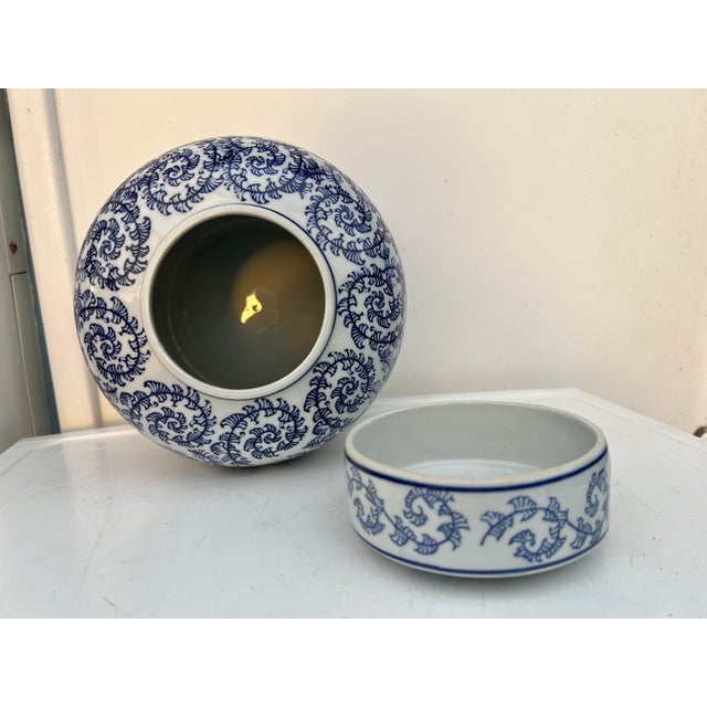 Vintage Blue & White Double Happiness Ginger Jar For Sale In West Palm - Image 6 of 6