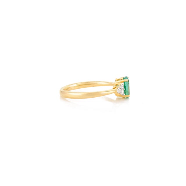 Not Yet Made - Made To Order Solitaire Oval Emerald and Diamond Wedding Ring in 14k Solid Yellow Gold Size 7 For Sale - Image 5 of 12