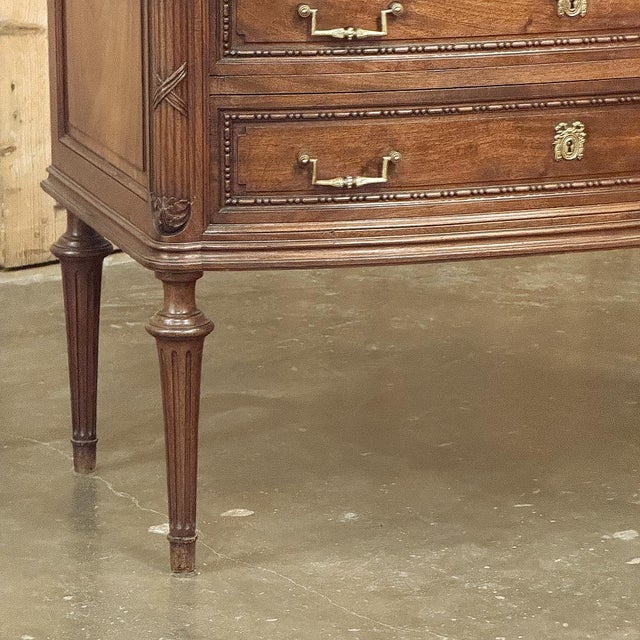 Burnt Umber 19th Century French Louis XVI Walnut Commode For Sale - Image 8 of 18
