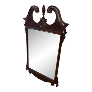 1990s Ethan Allen Georgian Court Chippendale Wall Mirror – Dark Cherry