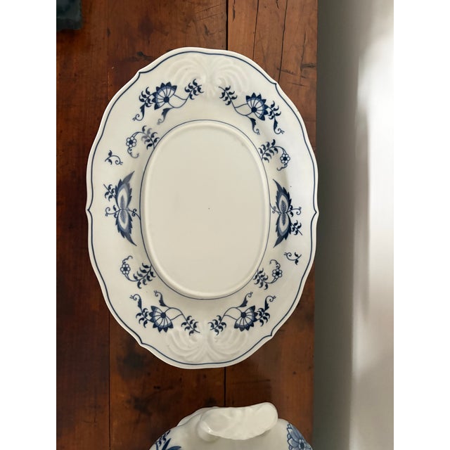 Beautiful Meissen Blue Danube soup tureen and under plate. With its blue florals on white porcelain, it exemplifies the...