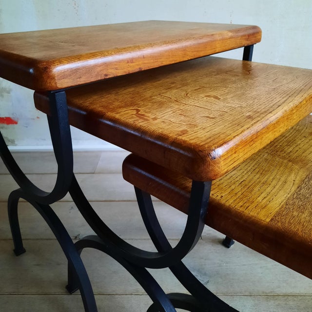 Oak and Metal Nesting Tables, 1950s, Set of 3 For Sale - Image 4 of 7