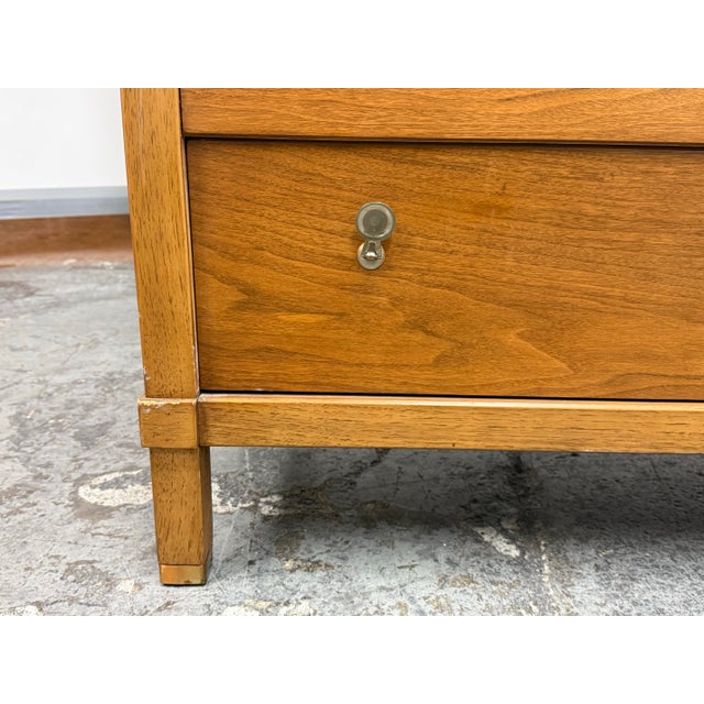 Kent Coffey Enchantment Collection Dresser, Mid 20th Century For Sale - Image 12 of 12