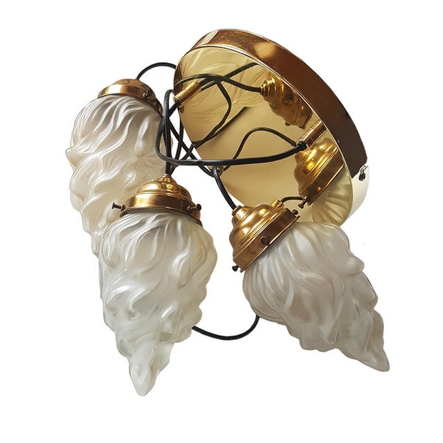 Dimensions of the individual lamp: 23x12 cm Diameter of the ceiling canopy: 25 cm Up to 250V (Europe/UK Standard).The...