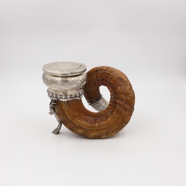 Walker & Hall, Sheffield silver-mounted ram’s horn snuff mull, the naturally curved horn fitted with engraved silver...