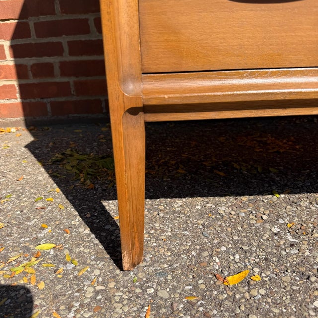 Broyhill Forward Mid-Century Modern Walnut Gentleman’s Chest For Sale - Image 10 of 11