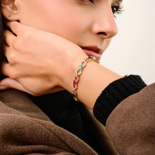 Hexagon Design Oval Cut Multi-Gemstone & Diamond Halo Rainbow Link Bracelet in 14k Gold For Sale - Image 4 of 16