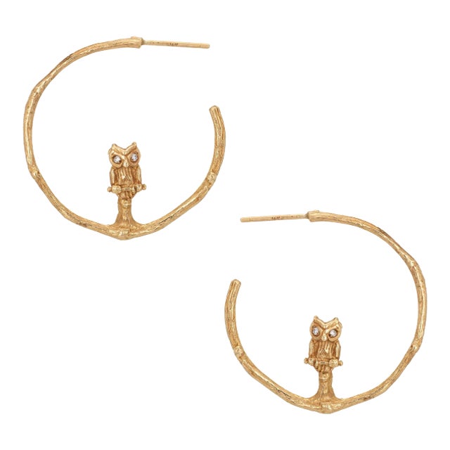 Vintage Owl Hoop Earrings 14 Karat Yellow Gold Diamond Eyes Estate Jewellery - 2 Pieces For Sale