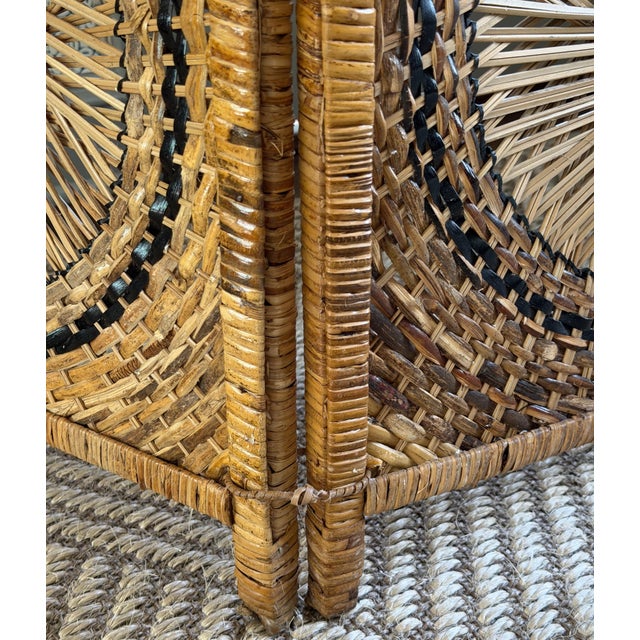 Vintage Rattan Folding Screen With Sunburst Motifs For Sale In New York - Image 6 of 6
