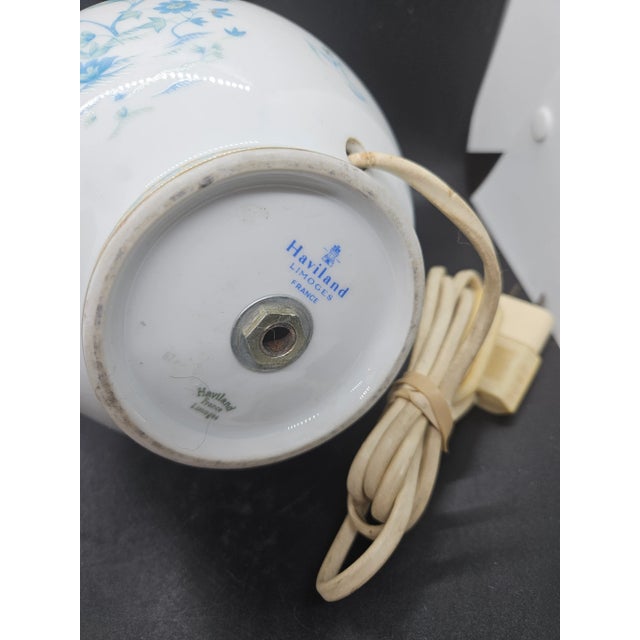American Vintage Porcelain Haviland Limoges Boudoir Lamp For Sale - Image 3 of 3