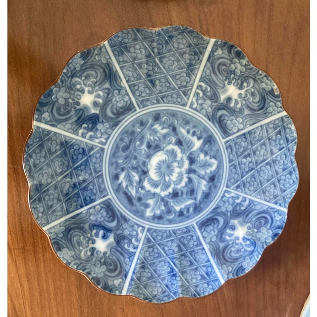 Vintage Blue and White Scalloped Japanese Dishes Set of Three For Sale - Image 4 of 7