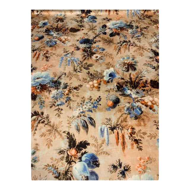 Caracole Organic Modern Floral Sateen Designer Fabric - 39 Yards For Sale