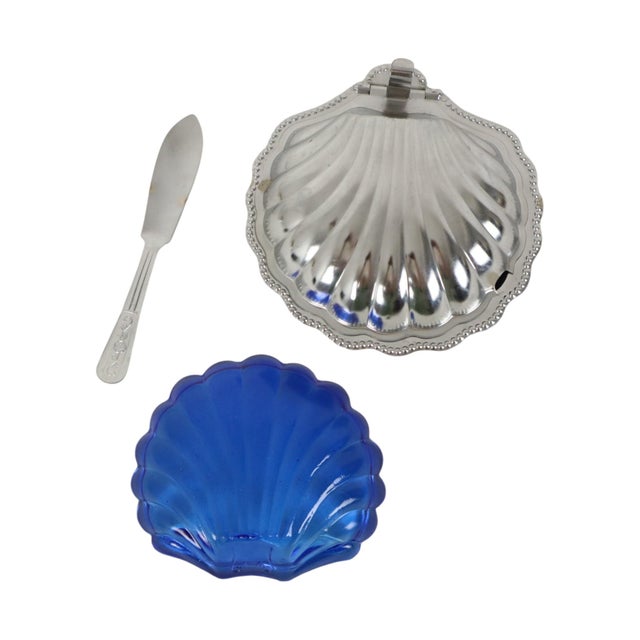 1970s Vintage Blue Glass Queen Anne Scallop Shell Butter Dish, 1960s For Sale - Image 5 of 13