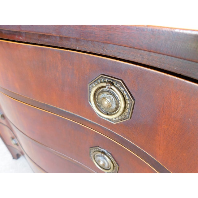 Charak Federal Hepplewhite Flame Mahogany Serpentine Front Chest 34"w For Sale - Image 13 of 18