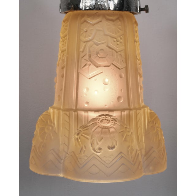 Single French Art Deco Wall Sconce by Muller Freres & A. Richard 1920s France For Sale - Image 11 of 13