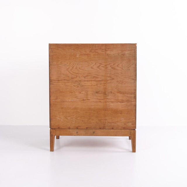 Ole Wanscher Chest of Drawers in Flamed Walnut attributed to Ole Wanscher and A.J. Iversen, 1950s For Sale - Image 4 of 13
