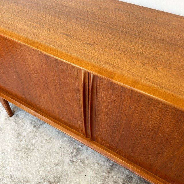Model 156 Sideboard in Teak by Isabel Bernhard for Pedersen & Søn, 1960s For Sale - Image 12 of 14