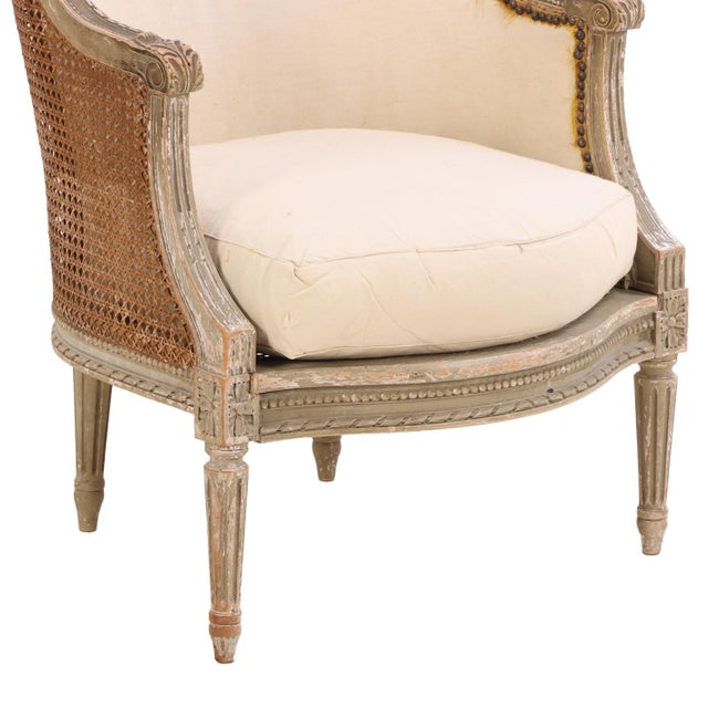 French A French Louis XVI Style Painted Bergere Chair, C. 1880. For Sale - Image 3 of 6