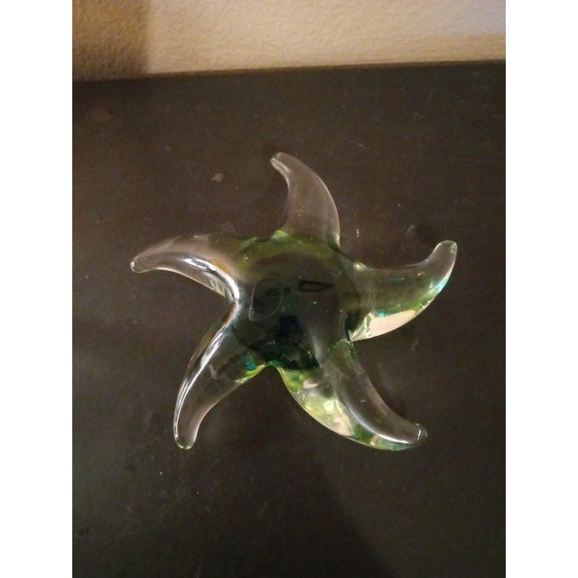 1980s Signed Oggeti Italy Green Swirl Art Glass Star Fish Paperweight For Sale In Dallas - Image 6 of 6
