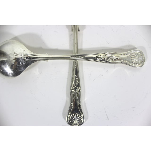 Metal 1980s Newbridge Kings Shell Pattern Silverplate Large Serving Spoons- Set of 2 For Sale - Image 7 of 7