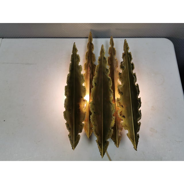 Large Brutalist Brass Wall Lamp by Svend Aage Holm Sørensen for Holm Sørensen & Co., Denmark, 1960s For Sale - Image 4 of 14