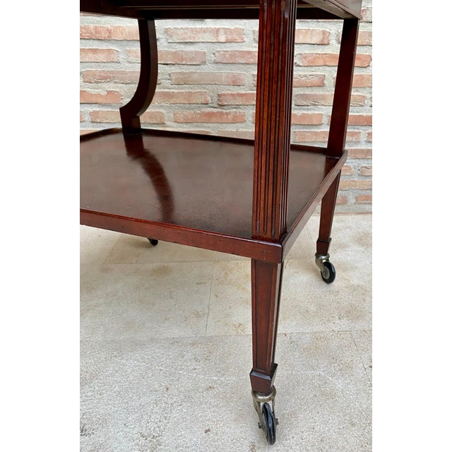 Early 20th Century Cherry Wood Serving Bar Cart with Removable Tray, 1940s For Sale - Image 14 of 18