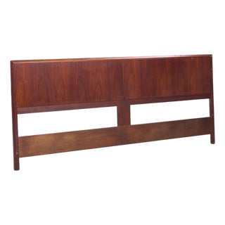 Jack Cartwright for Founders Mid Century Walnut King Headboard For Sale