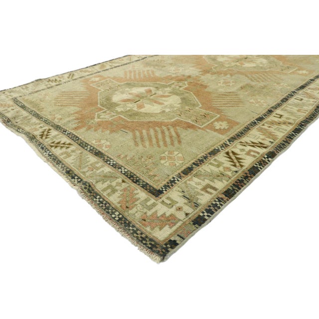 Vintage Turkish Oushak Rug with Rustic Belgian Style 03'11 x 06'02. Highlighting modern design aesthetics and understated...