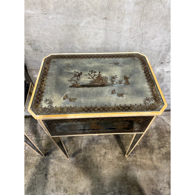 Pair of Églomisé Mirrored Chinoiserie Nightstands, Reverse-Painted One-Drawer For Sale - Image 10 of 17
