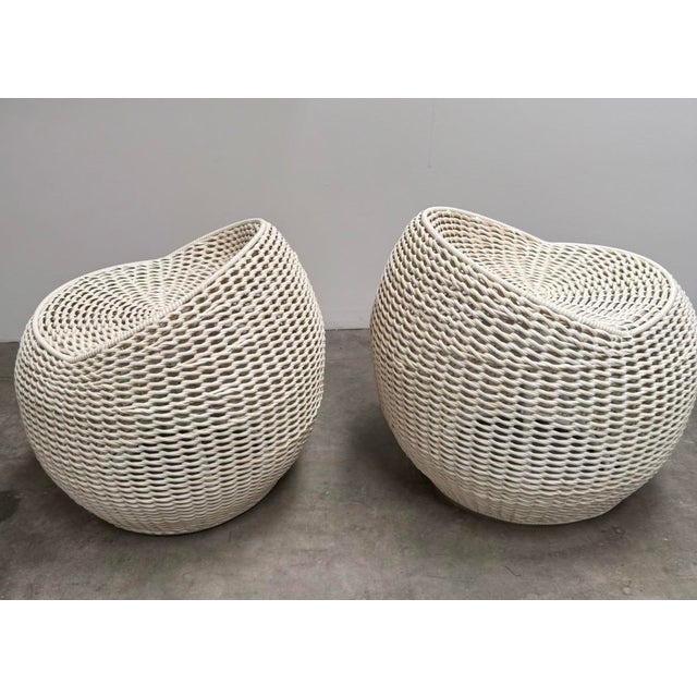 Palecek Late 20th Century Pair of Outdoor Swivel Chairs by Palecek For Sale - Image 4 of 15