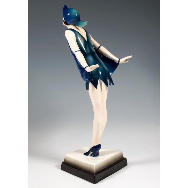 Art Déco Figurine Kiss Posing Dance attributed to Stephan Dakon for Goldscheider, 1920s For Sale - Image 6 of 11